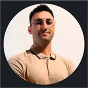 Profesor de matemáticas apto para primaria y educación secundaria obligatoria.