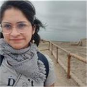 Profesora con enfoque STEAM pars resultados sobresalientes en ciencias y matemáticas