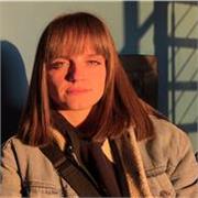 Laureata in L-19 impartisce lezioni di Italiano agli stranieri che vogliono avvicinarsi a questa lingua