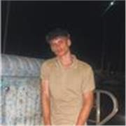 Estudiante de Historia, Política y Economía en inglés en la UAB. Clases de Filosofía para Bachillerato y preparación PAU