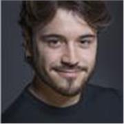 Profesor de Humanidades especializado en Filosofía, Lengua y Teatro. Clases particulares online y presenciales para todas edades