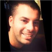 Je suis hollandais qui habite depuis 20ans en France, je parle 4 langues  jadore aider les gens a parler des langues étrangères .