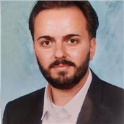 Je suis disponible afin d'enseigner n'importe quelle matière, je n'y vois aucun inconvénient