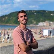 Abogado ejerciente para dar clases online, con disponibilidad física en Valencia o Vitoria a consultar. Con más de 3 años de experiencia y con conocimientostanto teóricos como prácticos de derecho civil, penal, laboral y administrativo.