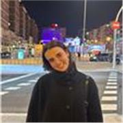 Me defino como una persona paciente, constante y apasionada por la música y daria clases a alumnos jovenes 