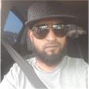 Giving private lessons to help you improve your spoken English 