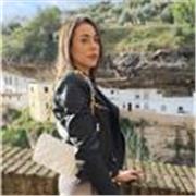 Profesora de español se ofrece para enseñar,ayudar y apoyar a extranjeros en la lengua castellana.