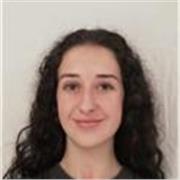 Soy una chica alegre y amable que da clases de cualquier asignatura a niños hasta 4ºESO