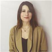 Professeure d’espagnol native, certifiée par l’Institut Cervantes et diplômée en communication et médias : apprenez avec une professionnelle passionnée et connectée au monde réel