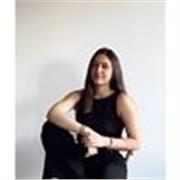Maestra certificada de Vinyasa, Rocket y Yin Yoga