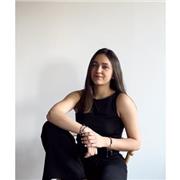 Maestra certificada de Vinyasa, Rocket y Yin Yoga