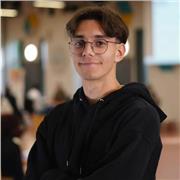 Étudiant en école d'ingénieurs à IMT Nord Europe, j'accompagne les collégiens et lycéens en mathématiques pour les aider à réussir