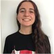 Profesora dinámica graduada por la escuela superior de arte dramático de Galicia imparte clases de teatro, música o apoyo escolar.