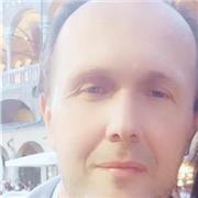 Docente laureato in Lettere impartisce lezioni di Italiano