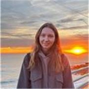 Insegnante madrelingua russa con conoscenza dell'italiano. Lezioni personalizzate di grammatica e conversazione per tutti