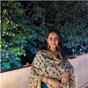 English tutor in Berlin with journalism background offering engaging lessons for all levels