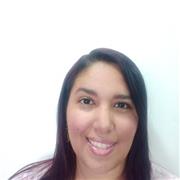 Profesor ayuda en tareas escolares en español online