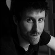 Professeur de cinéma d'animation 2D, ancien élève puis professeur aux Gobelins.