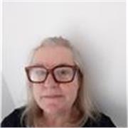 Französisch 
Muttersprache 
Viel Erfahrung 
Französisch und Englisch