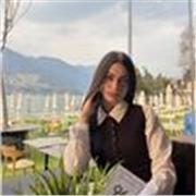 Studentessa liceo offre ripetizioni di filosofia