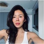 Vinyasa teacher with 8 years of practice, creating mindful, dynamic classes for all levels, focused on strength and mobility