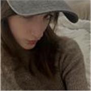 English Literature tutor providing efficient and effective lessons to 14-16 year olds