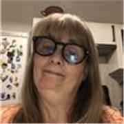 Insegnante di Storia da ripetizioni a ragazzi e ragazze delle medie, licei e istituti tecnici