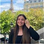 Profesora de matemáticas a estudiantes ESO y bachiller