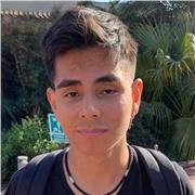 Soy una persona con amplia experiencia en el mundo de la informática. Me gusta mucho la programación, y gracias a ello lo he trasladado a lo profesional. 
Me gustaría impartir clases particulares a personas que tengan ganas de aprender, pero por razones