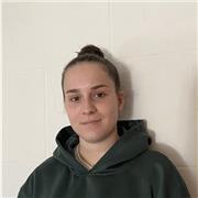 Estudiante universitaria que puede enseñar historia, ingles, castellano o valenciano