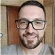 Native English Teacher with a year of experience teaching. Offering one on one classes for all ages in Madrid