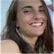 Joven estudiante con dos años de experiencia con niños y jóvenes entre 7 y 12 años