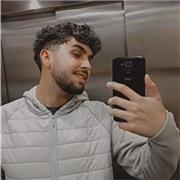 Soy una persona amable y pretendo enseñar todo aquello que sé a cualquier persona que lo necesite