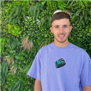 Profesor titulado de educación primaria con mención en atención a la diversidad. 1 año de experiencia con clases particulares.