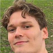 London based student with GCSE tutoring experience offering lessons in English Literature, History and Film Studies for 11-18 y.o