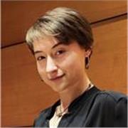 Músico profesional, Titulada Superior en Interpretación-Piano, ofrece clases online de apoyo en Lenguaje, Armonía y Análisis.