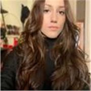 Ragazza diplomata con il massimo dei voti offre ripetizioni di storia