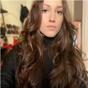 Ragazza diplomata con il massimo dei voti offre ripetizioni di storia