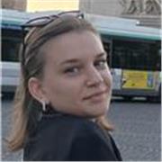Laureanda in lingue e culture straniere, offri ripetizioni per chiunque volesse migliorare il proprio livello in inglese-francese. Anche lezioni di italiano per stranieri- bambini. Scrivermi via email