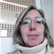 Licenciada en económicas. He dado clases de ESO., bachillerato y economicas