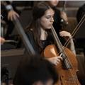 Estudiante de violonchelo en cursos superiores ofrece clases de iniciación y nivel medio