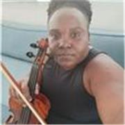 Educadora Musical, com aulas de Violino focado na metodologia do aluno. Uma didática diferenciada sem deixar a técnica e postura