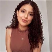 Profesora de español con experiencia en enseñanza hacia adultos y niños