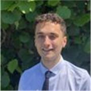 Etudiant en master finance dispense des cours d’économie