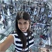 Estudiante del profesorado de inglés con 5 años de experiencia laboral. Clases online y en persona. Experiencia viviendo en USA