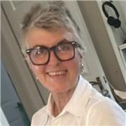 I give 1:1 lessons directly focused on your needs and goals. IELTS, business, conversation