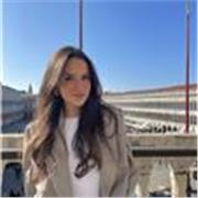 Mejora tu confianza y resultados en Lengua Castellana con un profesor comprometido y paciente