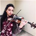 Laureata in violino, offro lezioni sia per chi è alle prime armi e sia per chi ha già sperimentato il mondo della musica, per bambini di tutte le età
