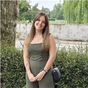 Je m'appelle Andrea, je suis de langue maternelle espagnole et je propose de donner des cours particuliers à vos enfants à Lyon.