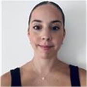 ¡Hola! ¿Qué tal? Soy Esther Licenciada en Pedagogía Terapéutica con más de 6 años de experiencia en el sector de la enseñanza. Soy especialista en alumnos con dificultades de aprendizaje e inglés ya que poseo un C1 en dicho idioma.